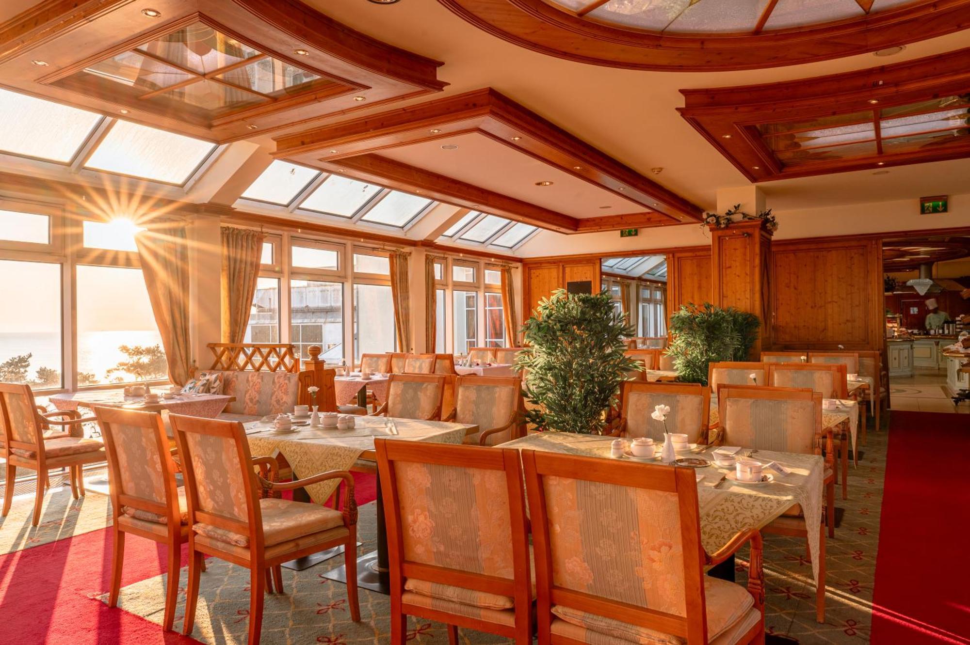 Rugard Thermal Strandhotel 4*